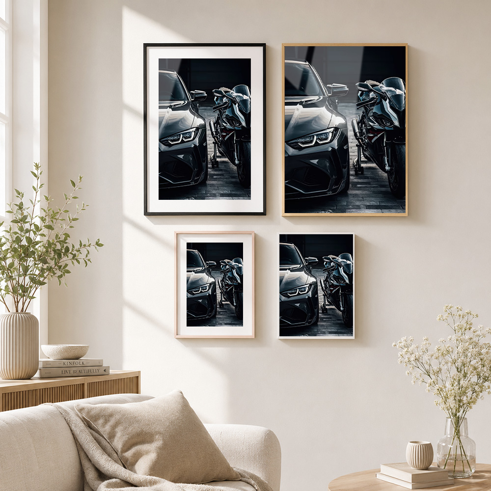 검은색 자동차와 오토바이 듀오 금속 포스터, 알루미늄  - Picture Frame 리뷰 및 가격